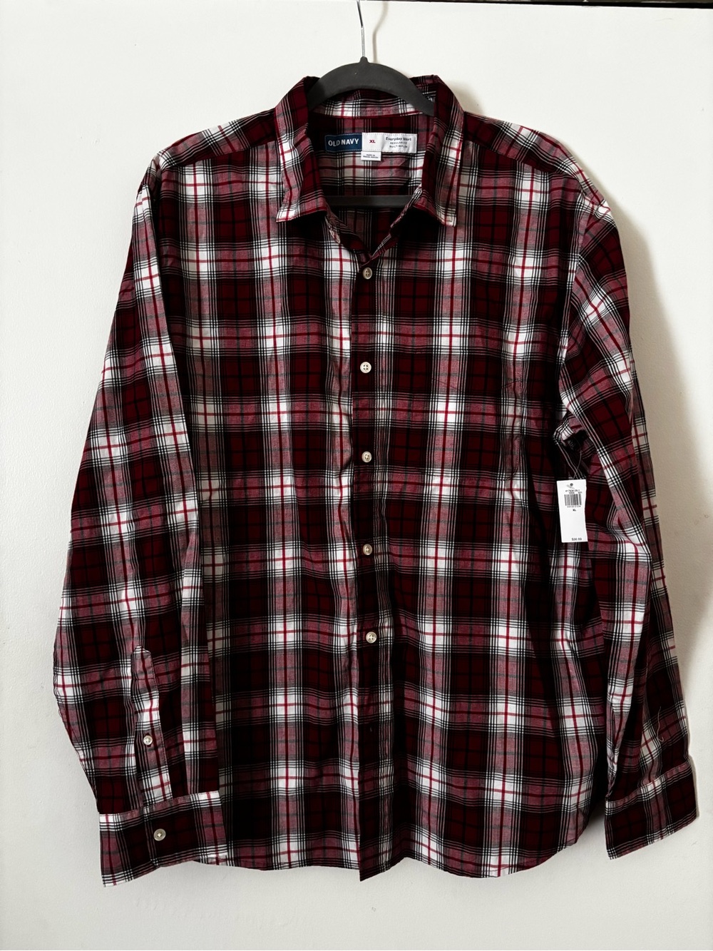 Old Navy Men’s Red and Black Plaid Button-Down Shirt
